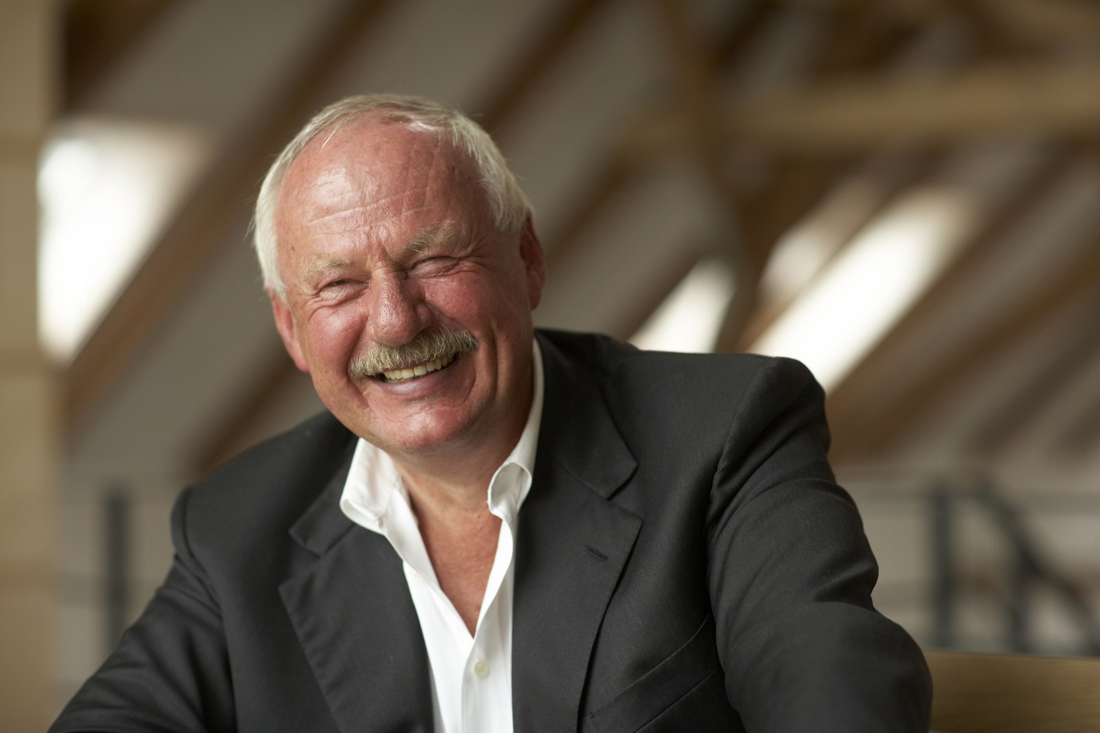 Prof_Gerhard_Hausladen_querformat